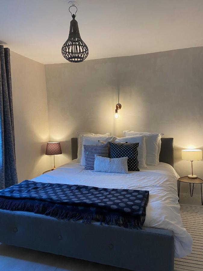 Bed and Breakfast Le Nomade En Provence Bouchet  Экстерьер фото
