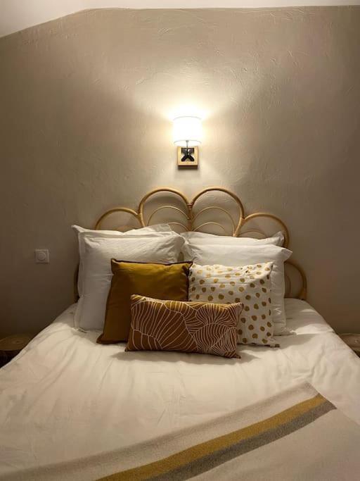 Bed and Breakfast Le Nomade En Provence Bouchet  Экстерьер фото